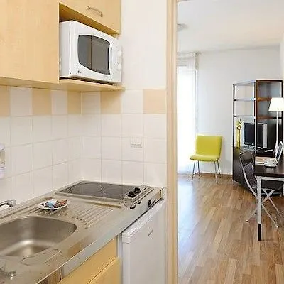 Residhome Lorraine 3* נאנסי