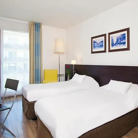 Residhome Lorraine מלון דירות נאנסי
