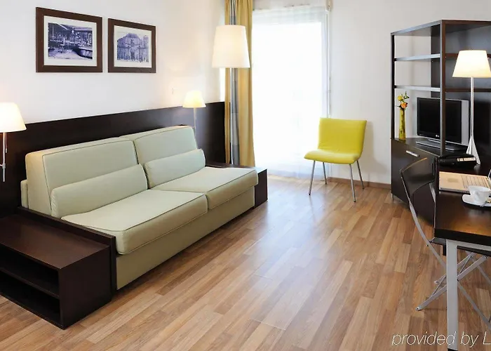 Residhome Lorraine Апарт-отель Нанси